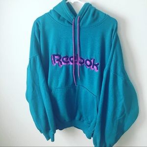 VINTAGE REEBOK HOODIE